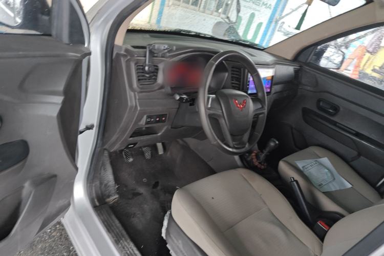 Used Wuling Hongguang V 2022 1.5L Jingqu Version Hydraulic Power Steering LAR