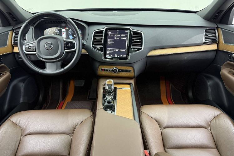 Used Volvo XC90 2022 B6 Zhiyi Luxury Edition 7-Seater
