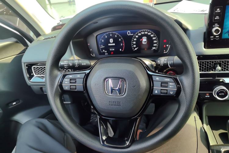 Used Honda Civic 2022 240TURBO CVT Dynamic Edition
