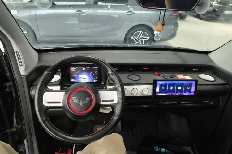 Used Wuling Hongguang MINIEV 2022 GAMEBOY 200km Gaming Edition with Lithium Iron Phosphate