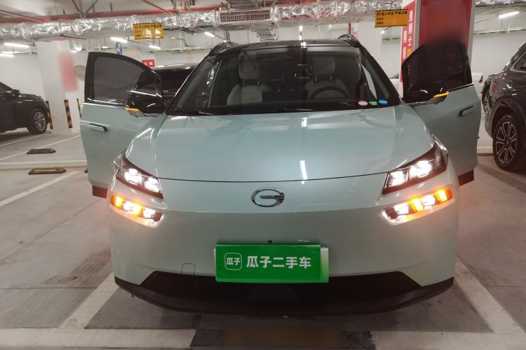 Used AION V 2021 Plus 70 Super Fast Charging Version Ternary Lithium
