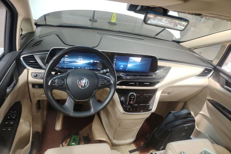 Used Buick GL8 2023 ES Lu Zun Deluxe Model
