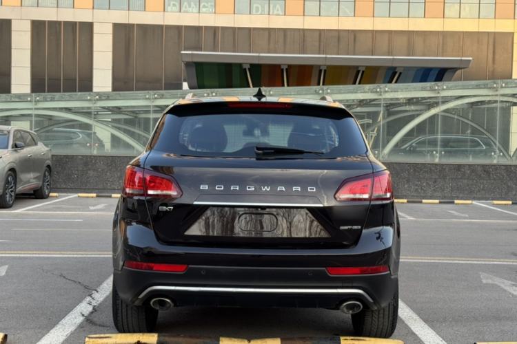 Used BORGWARD BX7 2016 28T Two-Wheel Drive Luxury Version 5 Seats