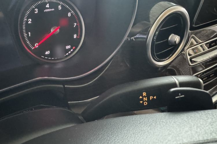 Used Mercedes-Benz V-Class 2017 V 260 L Prestige Extended Edition
