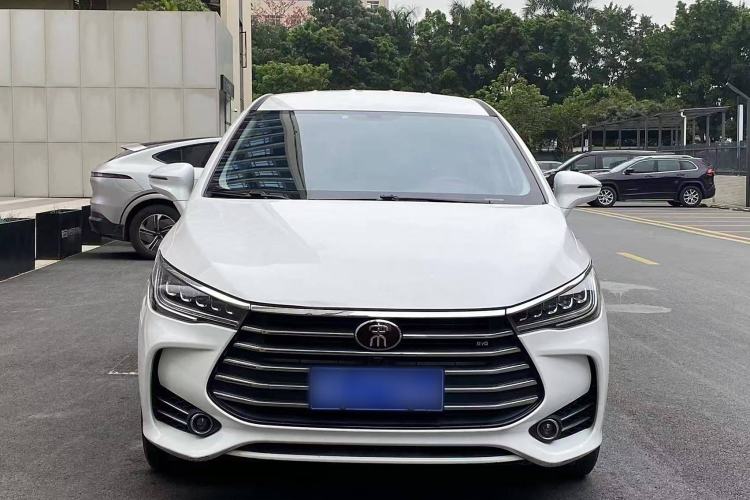 Used BYD Song MAX 2017 1.5T Manual Smart Connect Luxury 7-Seater
