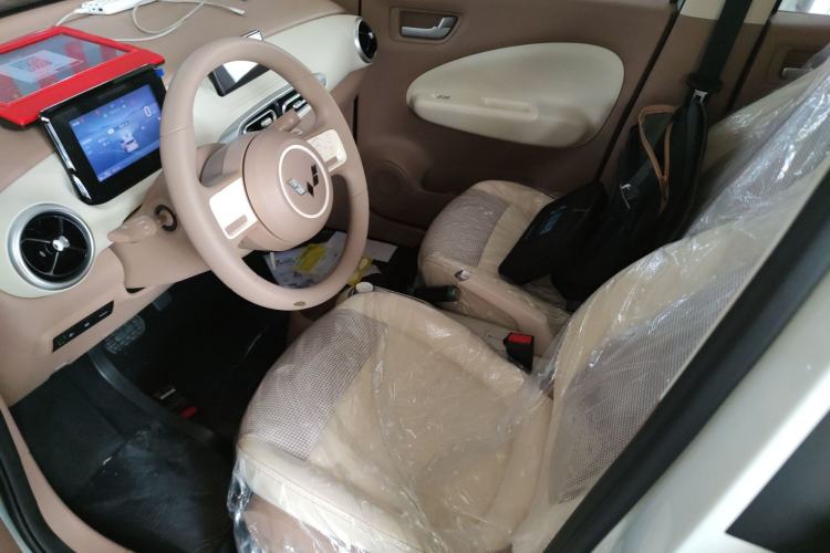 Used Wuling Hongguang MINIEV 2025 Four-Door Version Advanced Edition
