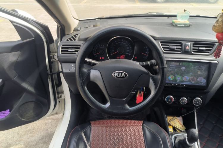 Used Kia K2 2015 Sedan 1.4L MT GLS
