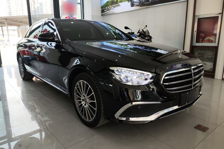 Used Mercedes-Benz E-Class 2023 Facelift E 260 L
