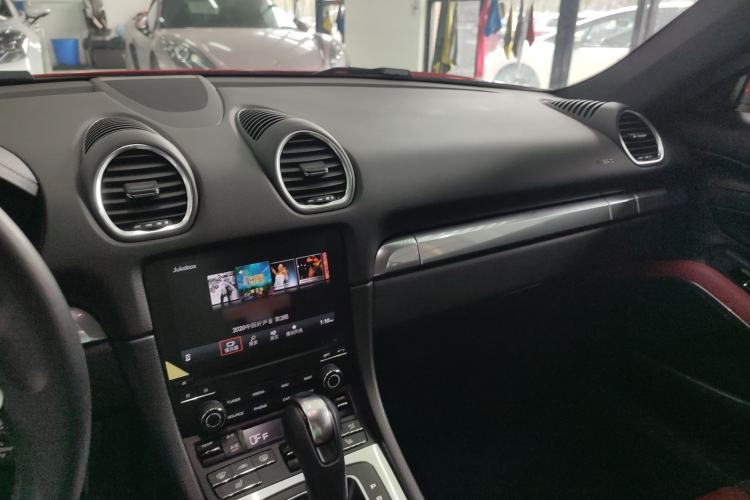 Used Porsche 718 2020 Cayman 2.0T
