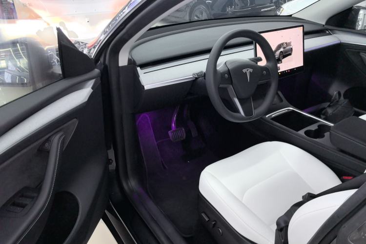 Used Tesla Model Y 2024 Rear-Wheel-Drive Version