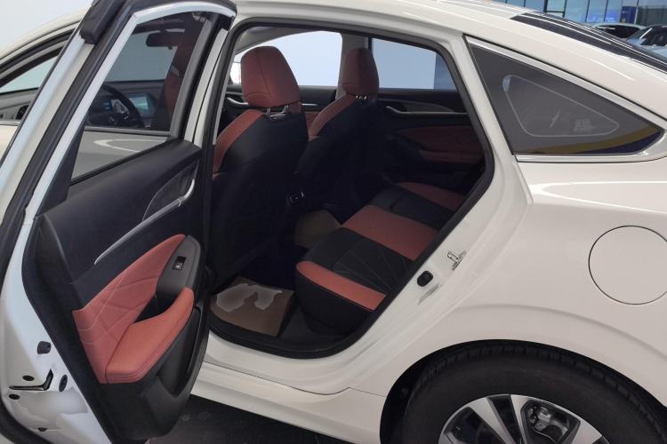 Used Changan Eado 2023 Changan Edition PLUS Blue Whale NE 1.4T GDI DCT Prestige Version
