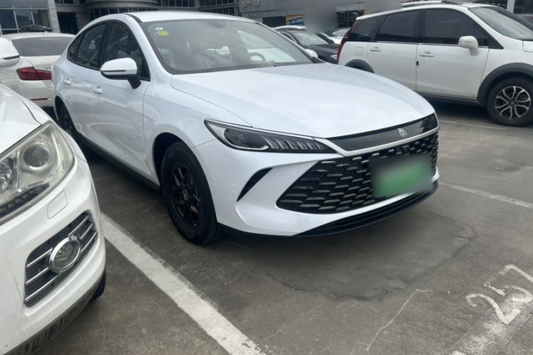 Used BYD Qin PLUS 2025 DM-i Smart Drive 55KM Leading Model
