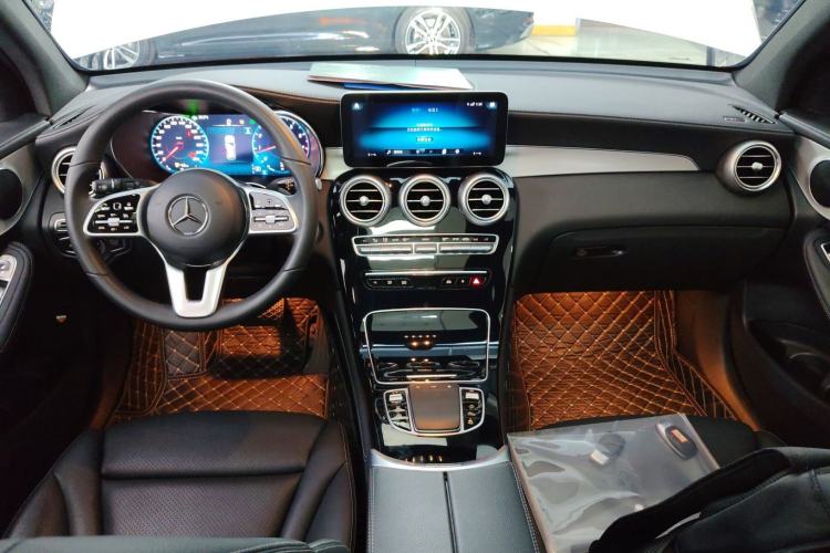 Used Mercedes-Benz GLC 2022 Second Facelift GLC 260 L 4MATIC Dynamic Edition
