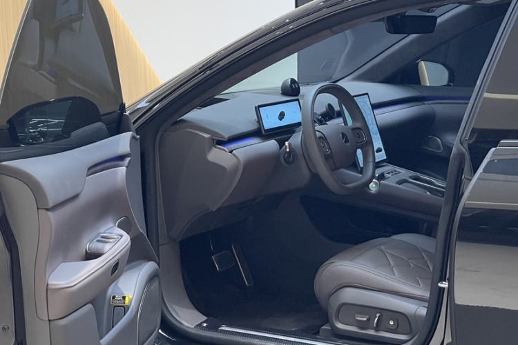 Used Nio ET7 2024 100kWh Executive Signature Edition
