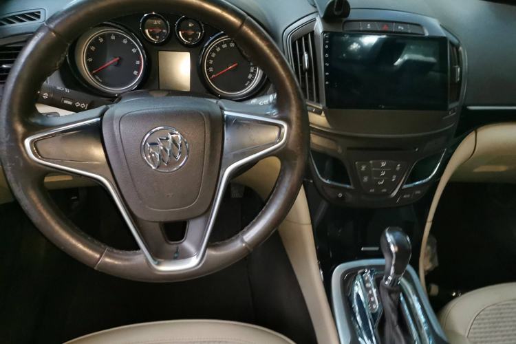 Used Buick Regal 2015 2.0L Leading Fashion Edition
