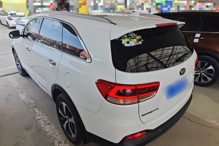 Used Kia Sorento 2015 Sorento L 2.4L Gasoline 4WD Elite Edition 7 Seats China IV Standard
