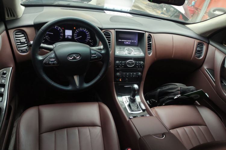 Used Infiniti QX50 2015 2.5L Enjoyment Edition