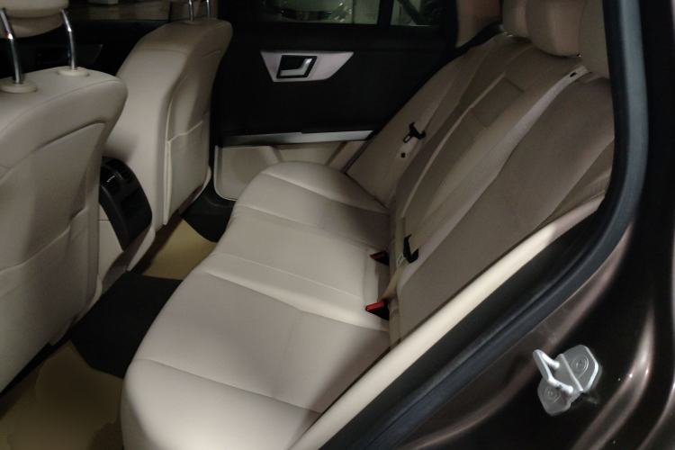 Used Mercedes-Benz GLK-Class 2013 GLK 300 4MATIC Dynamic Sunroof Model