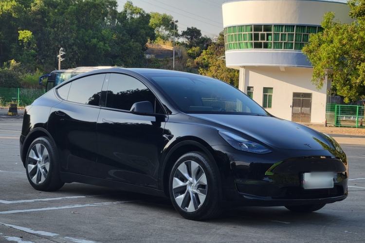 Used Tesla Model Y 2021 Standard Range Rear-Wheel Drive Version