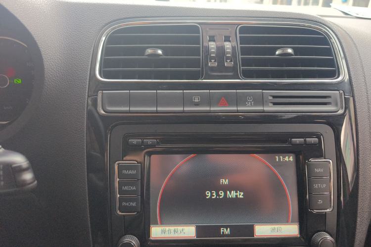 Used Volkswagen Polo 2014 1.6L Automatic Comfort Edition
