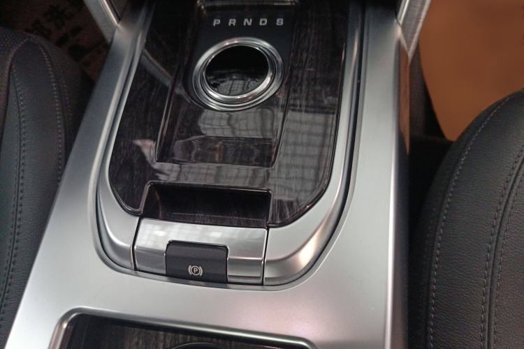 Used Land Rover Discovery Sport 2018 240 PS HSE Version
