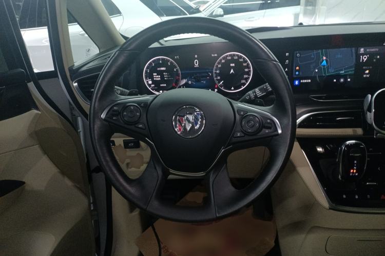 Used Buick GL8 2023 ES Lu Zun Deluxe Model
