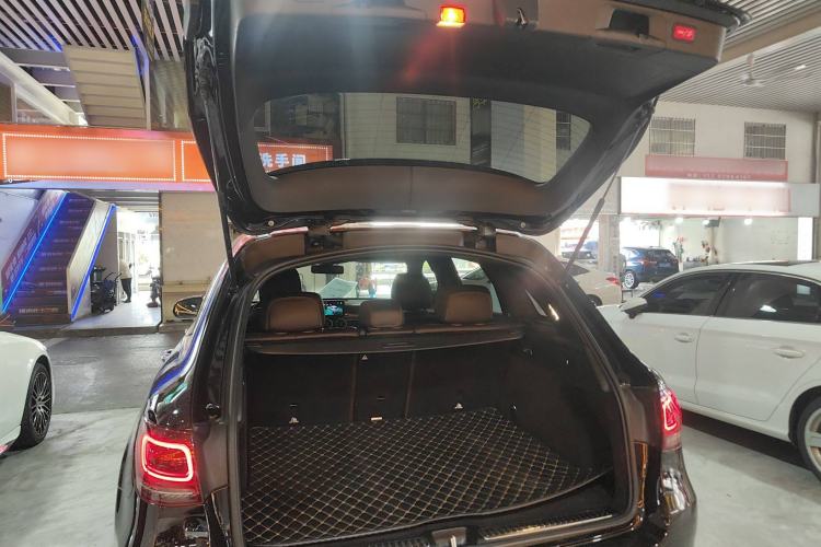 Used Mercedes-Benz GLC 2020 GLC 260 L 4MATIC Luxury Model
