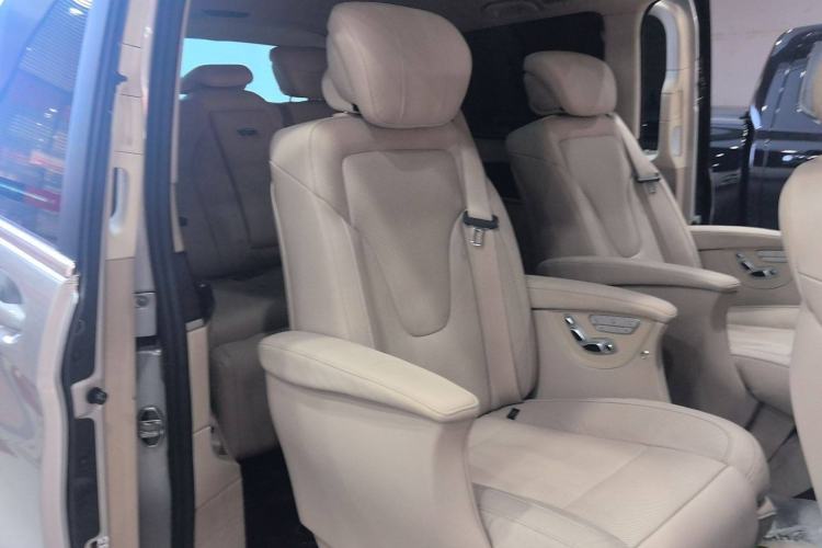 Used Mercedes-Benz V-Class 2016 V 260 Prestige Edition
