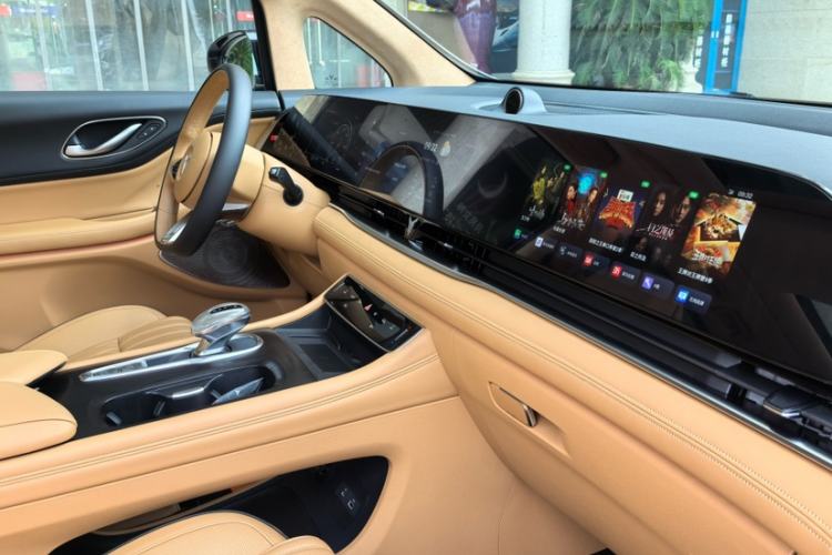 Used VOYAH Dream 2024 PHEV Ultra-Long Range Flagship Edition
