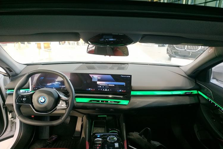 Used BMW i5 2024 eDrive 35L Prestige Luxury Package
