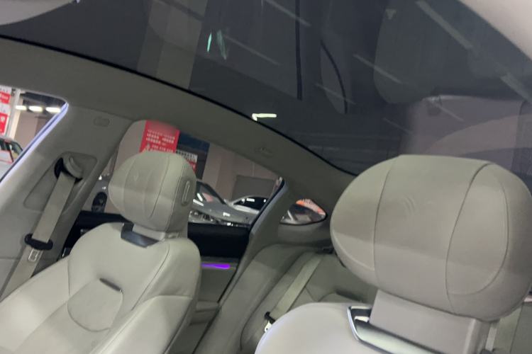 Used NETA S 2022 Extended-Range Version 1160 km Range Rear-Wheel Drive Mid-Grade