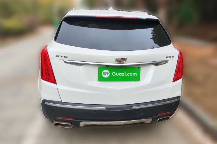 Used Cadillac XT5 2016 25T Luxury Model
