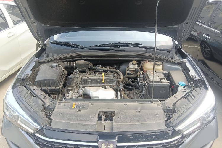 Used Roewe i5 2021 1.5L CVT Platinum Edition
