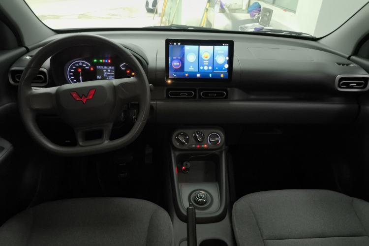 Used Wuling Hongguang New Energy 2024 All-Electric Model 300KM Practical Version
