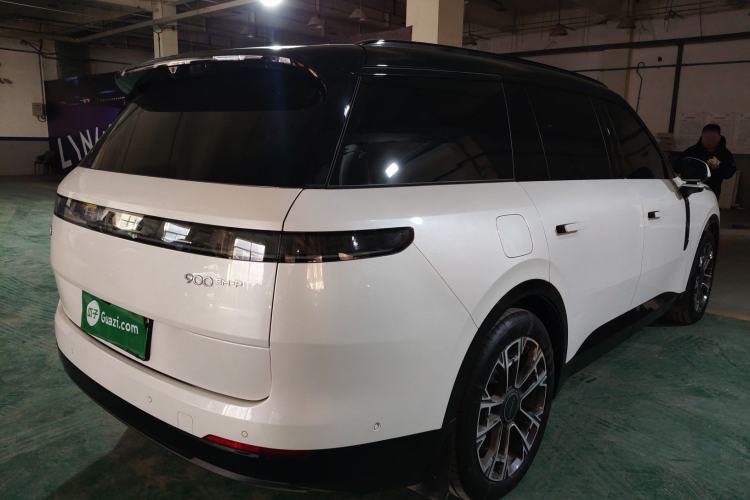 Used Lynk & Co 900 2025 1.5T Ultra
