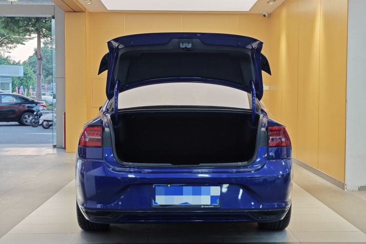 Used Volkswagen Lamando 2021 280TSI DSG Comfort Edition
