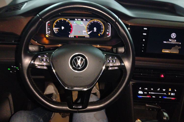 Used Volkswagen Tharu 2022 330TSI Four-Wheel Drive Luxury Edition
