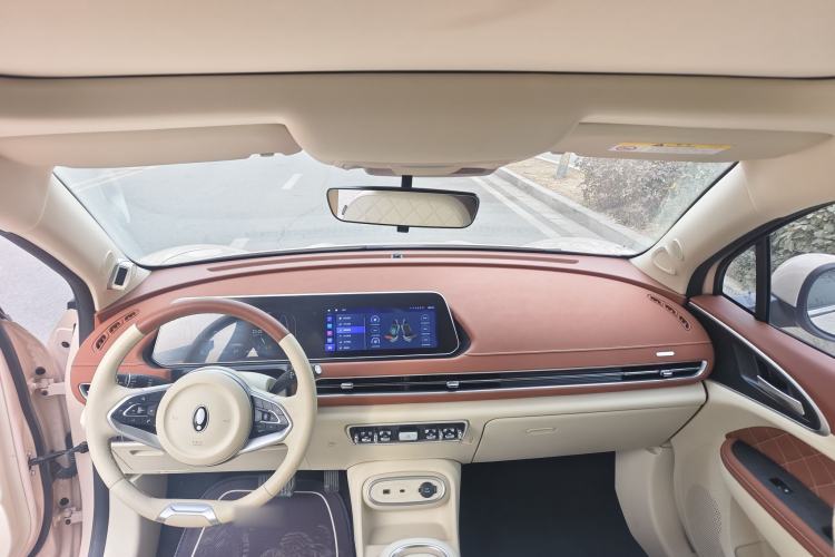 Used ORA Good Cat 2023 401 km Standard Range Prestige Version Lithium Iron Phosphate
