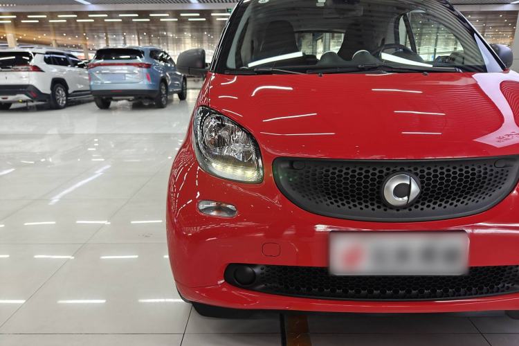 Used  fortwo 2018 1.0L 52kW Hardtop Dynamic Version China V

