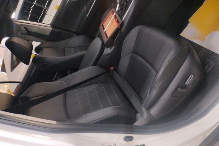 Used Toyota Wildlander 2023 2.0L CVT Four-Wheel Drive Luxury PLUS Edition
