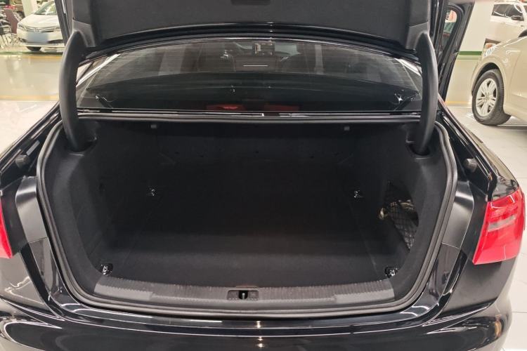 Used Audi A6L 2014 30 FSI Comfort Model
