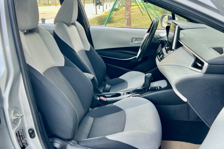 Used Toyota Levin 2019 Dual-Engine 1.8H E-CVT Luxury Edition China VI Standard