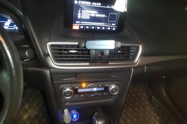 Used Mazda Mazda 3 Axela 2017 Sedan 1.5L Automatic Luxury Model Emission Standard China V