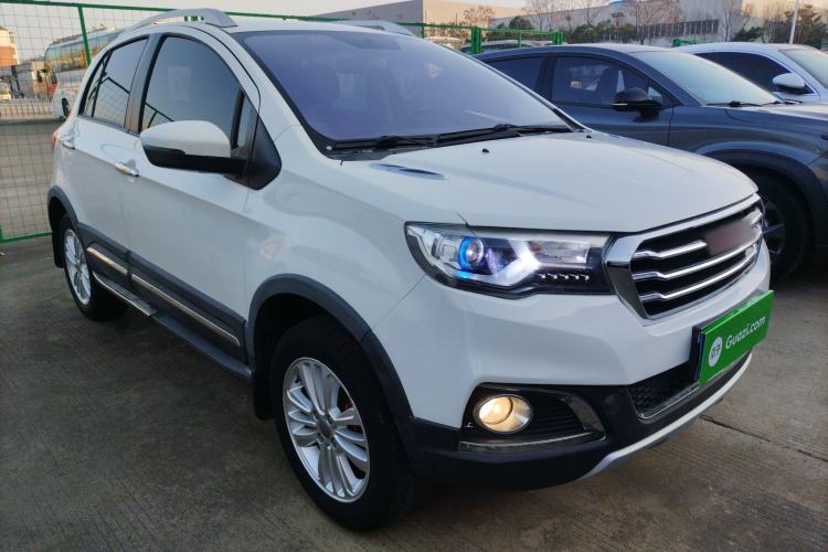 Used Haval H1 2015 1.5L AMT Urban Model
