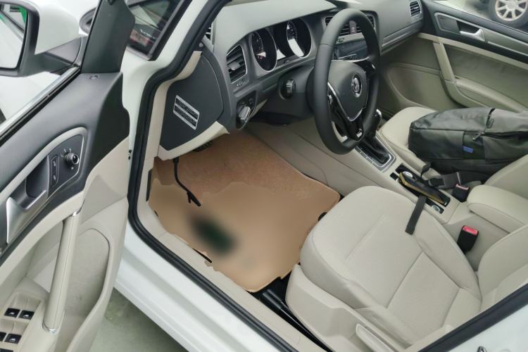 Used Volkswagen Golf 2015 1.4TSI Automatic Comfort Model
