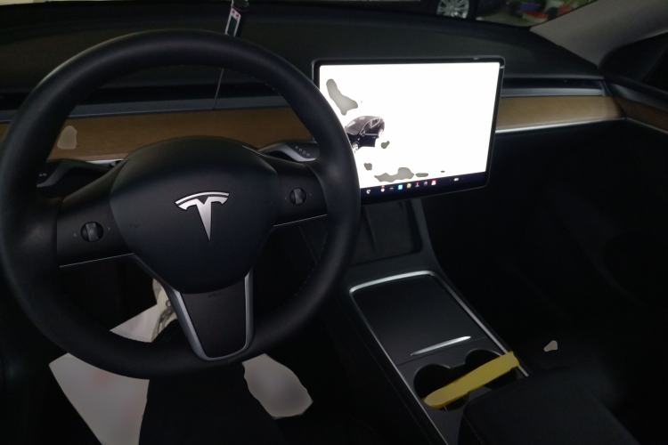 Used Tesla Model Y 2022 Rear-Wheel-Drive Version
