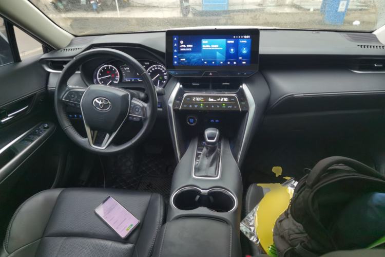 Used Toyota Harrier 2022 2.0L CVT Two-Wheel Drive Deluxe Edition