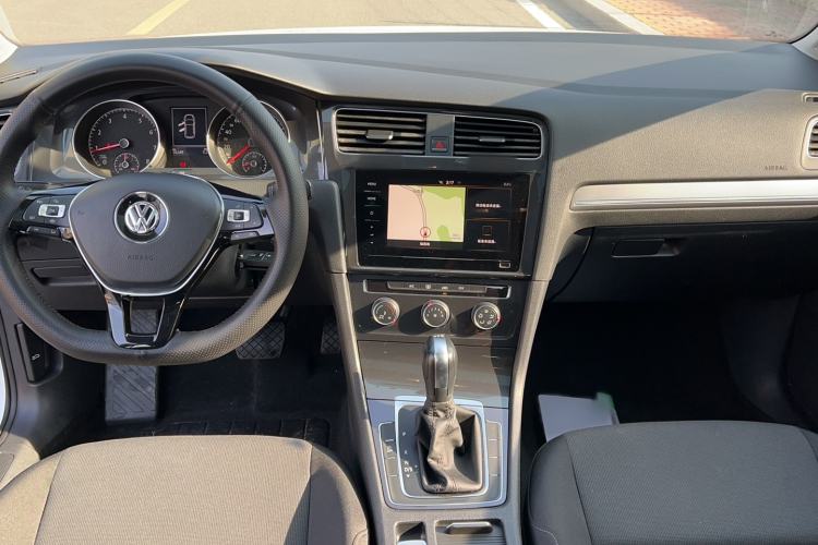Used Volkswagen Golf 2020 200TSI DSG Comfortable and Ambitious Edition