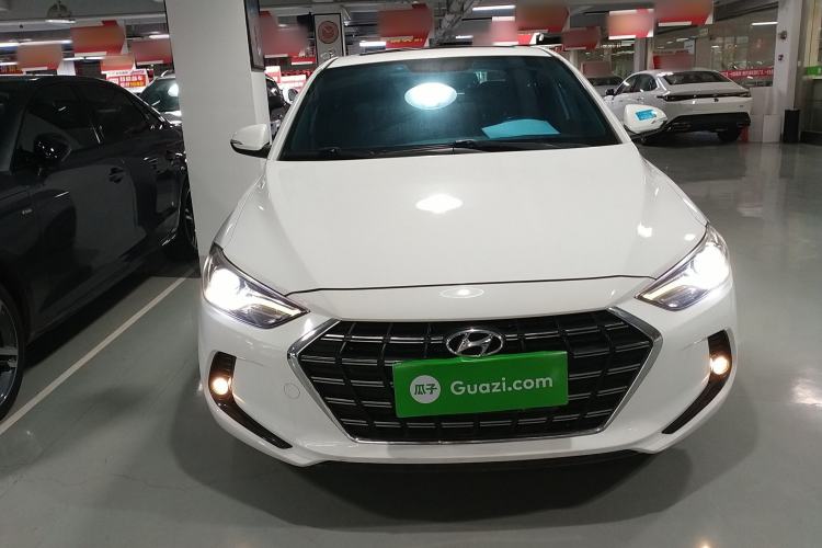 Used Hyundai Elantra 2019 1.4T Dual-Clutch Xuan Dong · Dynamic Model
