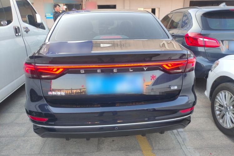 Used Geely Auto Emgrand 2022 4th Generation 1.5L CVT Flagship Model